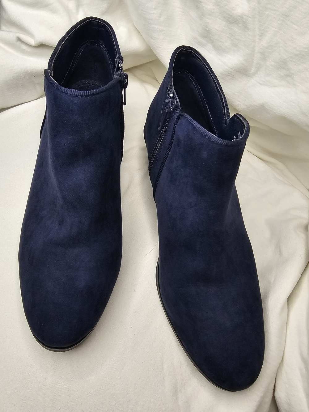 Style & Co. Wileyy Navy Faux Suede Ankle Booties Low Block Heel - Picture 8 of 16